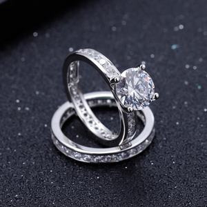 แหวนหมั้นเพชรโมอิสซาไนต์ AMBER JEWELS สำหรับทุกเพศ ทำจากเงินแท้ 925 ทรงบริลเลียนต์ ประดับเพชรแบบหนามเตย ดีไซน์โรแมนติก รับรองโดย IGI - Product Image 3