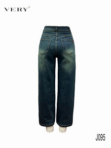 Venta al por mayor de pantalones vaqueros lavados holgados personalizados de las mujeres transpirable Retro Loose Fit de pierna ancha-para la primavera Simple sólido de alta calidad - Product Image 2