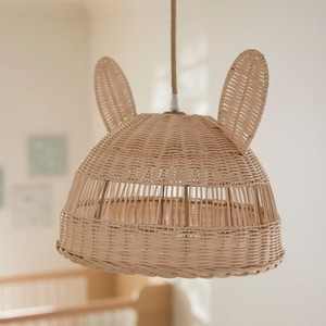Lámpara colgante de ratán con orejas de conejo, para decoración de techo en el hogar, hotel, resort, dormitorio infantil o guardería. - Product Image 3
