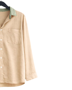 Conjunto de dos piezas para mujer, camisa beige y pantalones anchos de color verde claro, conjunto informal de lino para verano, fabricante de ropa OEM personalizada - Product Image 2