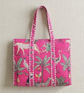 Sacs Kantha matelassés |   Sac fourre-tout en coton fait main par un artisan, style bohème, patchwork, sac à bandoulière, durable et écologique - Product Image 2