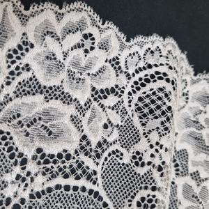 Ribete de Encaje Elástico con Diseño Floral Festoneado de 16.5 cm de Ancho, Ligero, para Lencería, Vestidos, Decoración Nupcial - Product Image 6