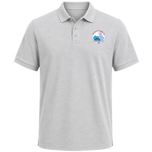 เสื้อโปโลแขนสั้นสีเทาอ่อน ตกแต่งด้วยแพทช์ปักลายแจ็คแอนด์จิลที่อก ด้านหลังเรียบ ปิดกระดุมที่คอ สไตล์ลำลอง - Product Image 1