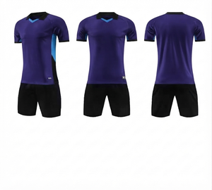 Ropa Deportiva para Uniformes de Fútbol Personalizados, Conjunto PREMIUM Ecológico, 100% Poliéster de Malla, Secado Rápido, Unisex - Product Image 1