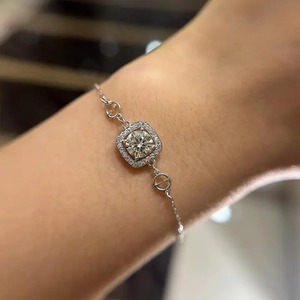 กำไลข้อมือทรงกลมประดับเพชรโมอิสซาไนต์ 925 ชุบทองคำขาว 18K สำหรับผู้หญิง จากซัพพลายเออร์อินเดีย - Product Image 1