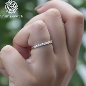 Bague Classique Femme Charm Jewells Certifiée IGI, 3 grammes, Plaqué Or Argenté, Moissanite Taille Coussin, Sertissage à Griffes, Bague d'Éternité - Product Image 6