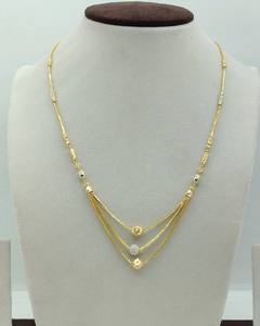 Collar de Oro Amarillo con Diseño de Múltiples Hilos y Dijes Florales, Joyería Elegante de Cadena Larga - Product Image 1