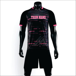 เสื้อฟุตบอลแบบสั่งทำขายส่ง OEM สำหรับทุกเพศ พิมพ์ลายชุดฟุตบอล ระบายอากาศได้ดี ซับเหงื่อ 100% โพลีเอสเตอร์ คอวี สำหรับสโมสร - Product Image 5