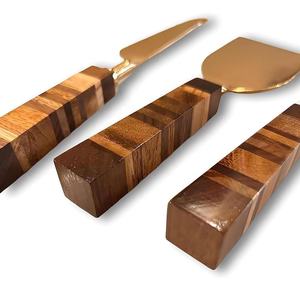 Juego de queso de lujo de acero inoxidable con mango de madera de acacia hecho a mano Juego de queso de alta calidad Plata mate - Product Image 4
