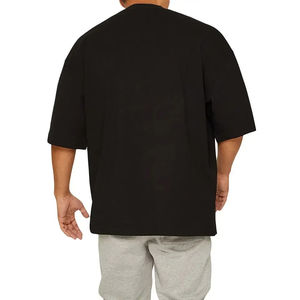 เสื้อยืดครอปผู้ชายแฟชั่นทันสมัย น้ำหนักเบา ดีไซน์ใหม่ ยอดนิยม บริการ OEM สีตามสั่ง เสื้อยืดครอปสำหรับผู้ชาย - Product Image 3