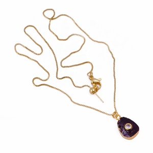 Collier pendentif en chaîne à maillons, pierre de naissance de janvier, grenat naturel brut, pierre de guérison rouge, plaqué or rose, fait main - Product Image 4
