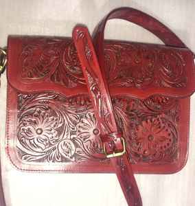 High Quality Genuine Leather Cross Body <b>Bags</b> Zipper Closure Logo Waterproof Animal Prints for Daily Use Gym Traveling Biker <b>Bags</b> - Product Image 5