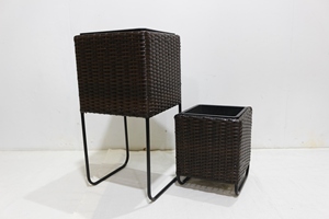 New Design PE Rattan <b>Planter</b> Set of 2 Iron Frame Flower <b>Pot</b> with <b>Plastic</b> Inner Liner - Product Image 4