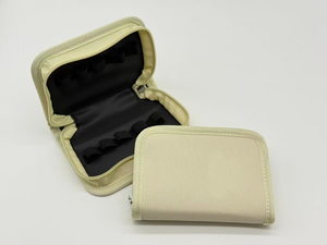 Pochette cosmétique en polyester recyclé avec logo personnalisé, style le plus récent pour offrir en cadeau - Product Image 2