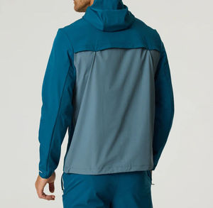 เสื้อฮู้ดดี้แบบสวมหัวผ้าฟลีซสีขาวสำหรับผู้ชาย ดีไซน์ OEM ผ้าฝ้าย 100% ระบายอากาศได้ดี แห้งเร็ว น้ำหนักเบา สวมใส่สบาย พร้อมกางเกงวอร์มขายาว สกรีนโลโก้ได้ตามต้องการ - Product Image 2