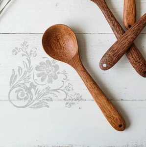 Juego de 3 cucharas para curry de madera de coco ecológicas de B H Brothers - Product Image 4