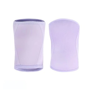 Genouillères de compression respirantes et élastiques pour le soutien articulaire – Idéales pour la musculation, la course et l'entraînement (Hommes et Femmes) - Product Image 1