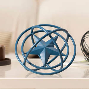 Sphère décorative en métal poli, sculpture de table avec étoile bleue et motif circulaire - Product Image 3