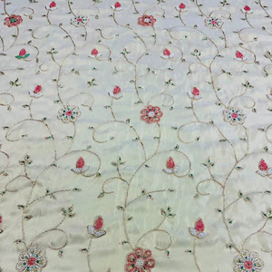 Tela Floral No Tejida con Bordado de Cuentas, Material Suave y Transpirable para Vestidos de Novia, Saris y Accesorios de Noche para Niñas - Product Image 1