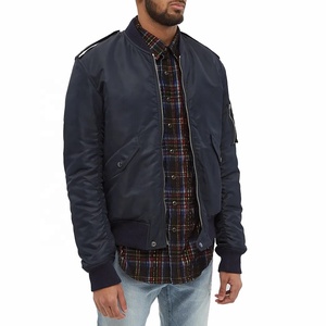 Chaqueta de Piloto de Nylon Acolchada Negra de Alta Calidad con Logotipo Personalizado al por Mayor para Hombre - Product Image 3