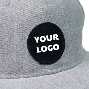 Casquette de golf imperméable de qualité supérieure avec logo brodé personnalisé, visière large et plate, protection solaire pour le golf et les activités de plein air, double fermeture - Product Image 2
