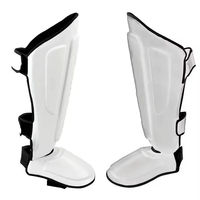 Protections de tibias Muay Thai, protection professionnelle, cuir synthétique, design personnalisable, ajustement universel, léger, protection de tibias et de pieds