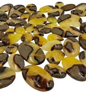 Lote al por Mayor de Cabujones de Cuarzo Septariano Natural ARTSJEWELS |   Piedra Septaria Amarilla de Rajasthan |   Fabricación de Joyería Suelta - Product Image 1