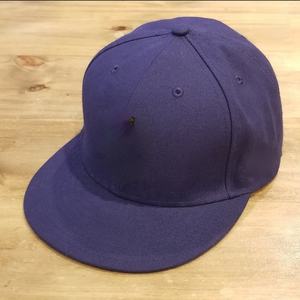 Gorra Unisex de Alta Calidad Personalizable con Logotipo Impreso y Bordado, y Protección Solar Multipanel - Product Image 4