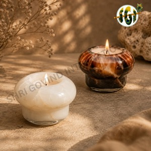 Bol en forme de champignon avec des copeaux de couleurs originales et un travail artisanal - Product Image 2