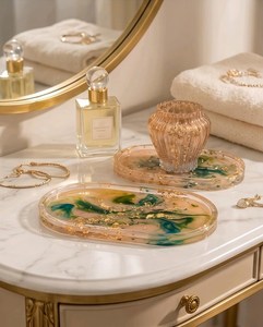 Bandeja Organizadora Moderna de Resina de la Mejor Calidad para Almacenamiento de Maquillaje, Cosméticos, Joyas y Frascos de Perfume - Product Image 3