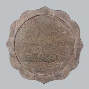Plato de Madera Festoneado de 13 Pulgadas, Plato de Madera de Mango Rústico, Bandeja Decorativa para Servir, para Bodas y Decoración de Mesa Estilo Boho - Product Image 1