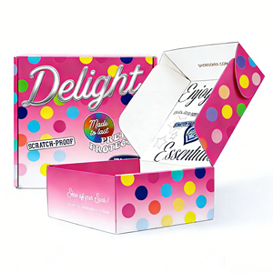 Caja de Envío Navideña Personalizada de Alta Calidad con Laminado Mate y Cartón Corrugado para Empaque de Ropa y Vestidos de Marca - Product Image 2