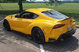 Toyota Supra A91-CF Edition 2022 Usado en Excelentes Condiciones - Product Image 2