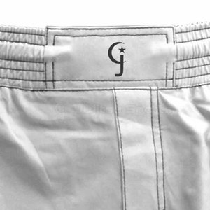 Pantalones Cortos de MMA para Adultos, Ajuste Deportivo, Logotipo Frontal, Secado Rápido, Tela Transpirable, Diseño Personalizable, Nailon/Poliéster de Alta Calidad - Product Image 4