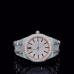 Montre-bracelet de luxe Seiko à quartz bicolore avec accents or rose, cadran entièrement serti de diamants, affichage de la date, bracelet élégant, édition limitée pour homme - Product Image 4