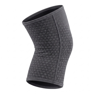 Ajustement confortable pour une meilleure performance et des protections de genoux de qualité supérieure alliant compression avancée et construction durable. - Product Image 4