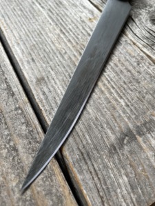 Couteau à filet moderne en acier au carbone forgé, fait main, écologique, compatible lave-vaisselle, ambidextre, 8-9,9 pouces, manche en bois et cuir - Product Image 4