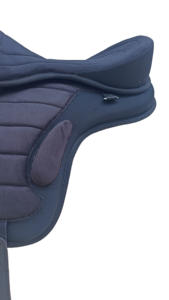 Selle d'équitation anglaise sans arceaux Freemax noire, légère, flexible, avec sangle réglable, confortable pour l'entraînement, ensemble complet - Product Image 4