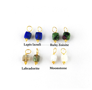 Lapis Lazuli 6-7มม. อัญมณีเล็กๆรูปทรงลูกบาศก์ห่อลวดเสน่ห์925เงินสเตอร์ลิงทอง Vermeil สร้อยคอต่างหูแฟนซี - Product Image 2