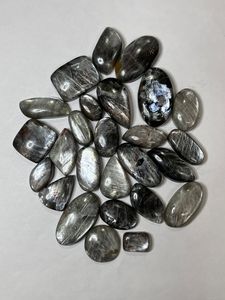 Cabujón de Piedra Solar Gris Natural en Formas Mixtas - Product Image 2