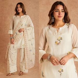 Ensemble Salwar Kameez Farshi pour femme TENNECY en pur coton et soie, idéal pour les fêtes, avec broderie multi-aiguilles, infroissable et extensible - Product Image 2