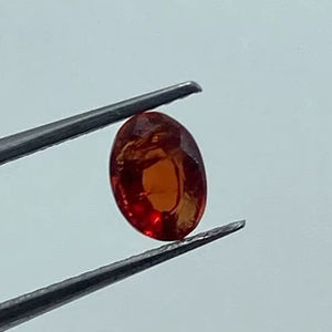 Piedra de espinela natural de grado de lujo, piedra suelta de alta calidad y premium, exquisita y para la fabricación de joyas, especialmente para mujeres. - Product Image 1