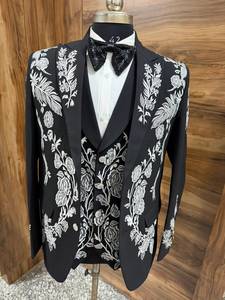 Traje de esmoquin negro de lujo con bordado floral para hombre |   Conjunto de 3 Piezas para Novio, Blazer para Boda, Cena o Baile de Graduación |   Fabricante OEM Personalizado - Product Image 4