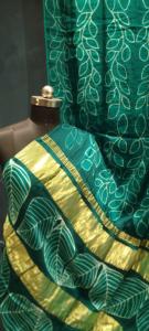 Sari de Seda Modal Pura con 3 Patrones Ambadal, Blusa a Juego, Colección Tradicional para Festivales, Bodas y Fiestas - Product Image 3