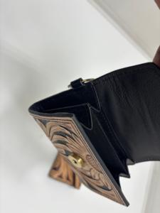 Wholesale Hand Tooled <b>Leather</b> <b>Wallets</b> Genuine Vintage Artisanal Bi Fold Card Holders Embossed <b>Mens</b> B2B Custom Designer Purses - Product Image 4