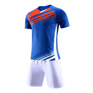 Wholesale Low price Quick Dry Club Soccer Uniform Set Custom Sublimation Printing Solid color soccer uniform - Product Image 4