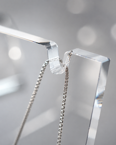 Modern Eco-friendly Customized Acrylic Jewelry Display Stand Elegant Pendant Necklace Prop for Retail Stores - Product Image 2