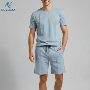 Ensemble t-shirt et short décontracté moderne pour homme, tissu doux au toucher, conçu pour le confort estival, les voyages et la maison - Product Image 1