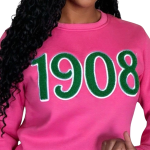 Sudadera de Chenilla AKA 1908 Ivy League para Mujer, Sudadera Premium con Cuello Redondo y Letras Griegas Bordadas - Product Image 6