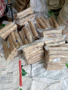 ไม้กาแฟธรรมชาติสำหรับสุนัขแทะเล่น ขายส่ง ทนทาน เป็นมิตรกับสิ่งแวดล้อม ของเล่นสำหรับสัตว์เลี้ยง - Product Image 3